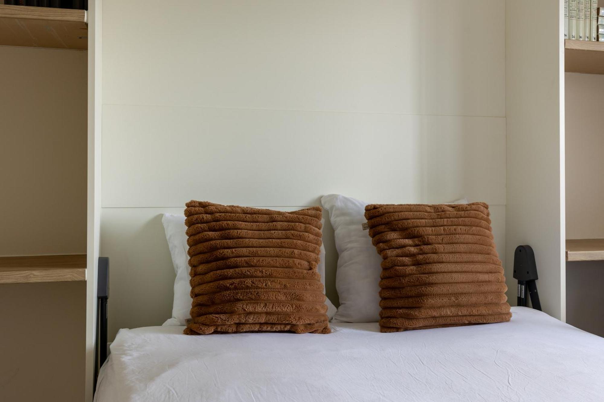 The Edgewater Suites - Skyline Namur Esterno foto