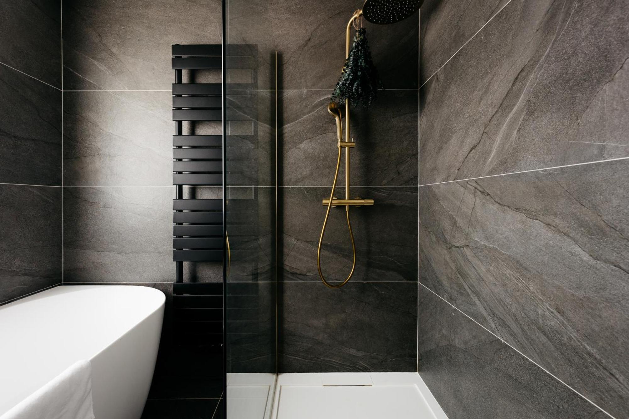 The Edgewater Suites - Skyline Namur Esterno foto